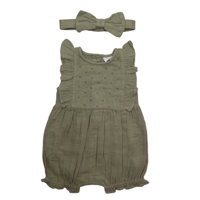 Khaki mušelínový overal a čelenka F&F