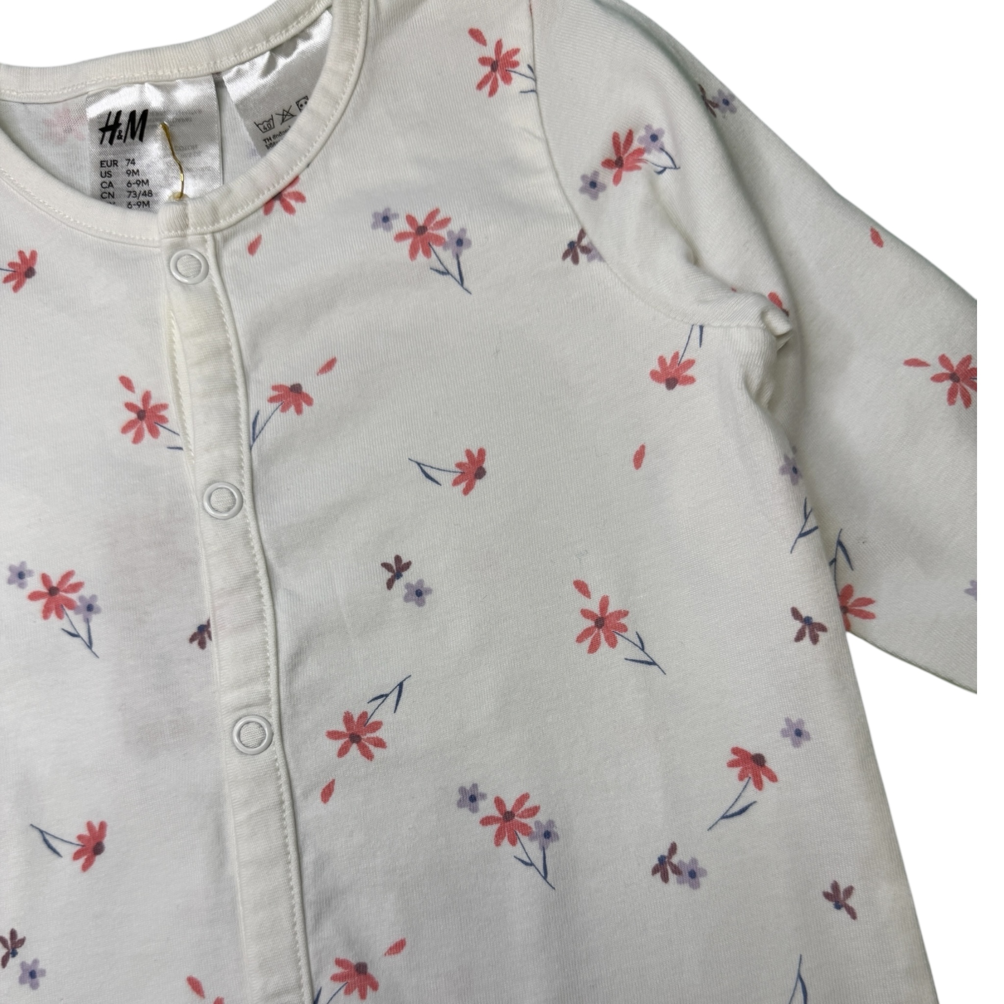 Bílé pyžamo s květy H&M