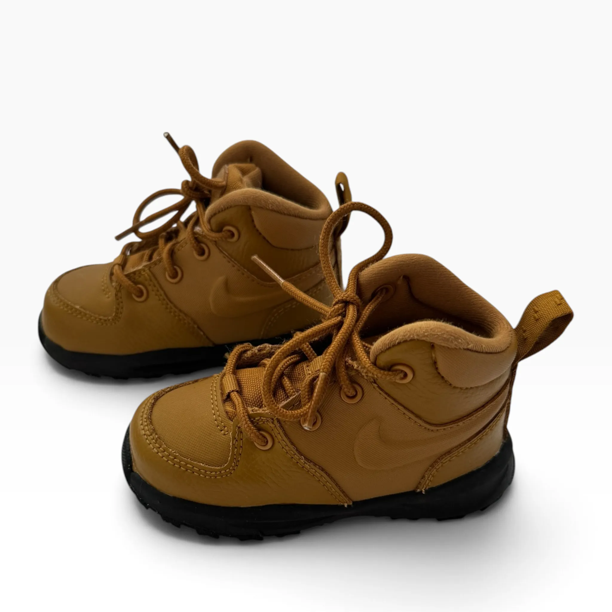 Kožené boty NIKE MANOA