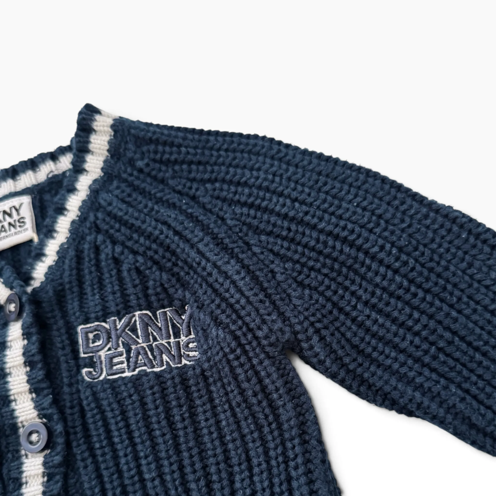 Tmavěmodrý  pletený svetr na knoflíky DKNY