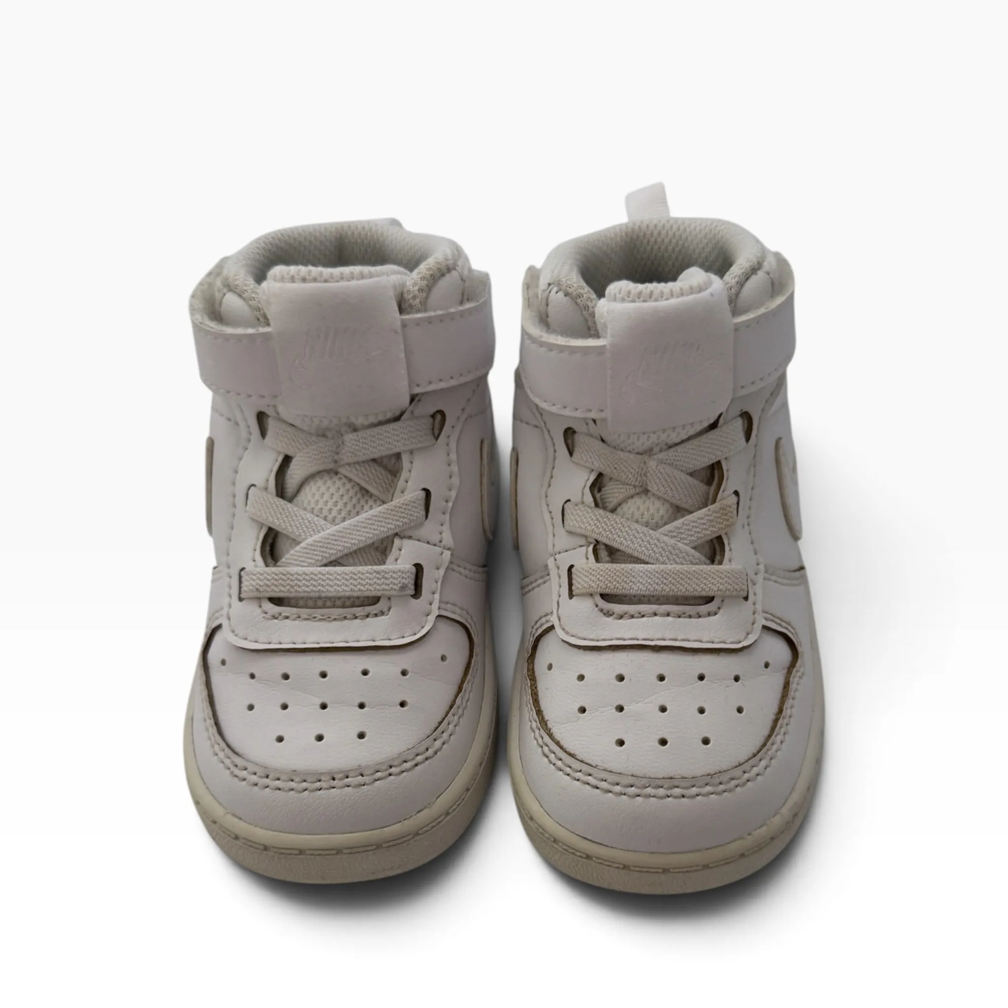 Bílé tenisky NIKE Court Borough Mid 2