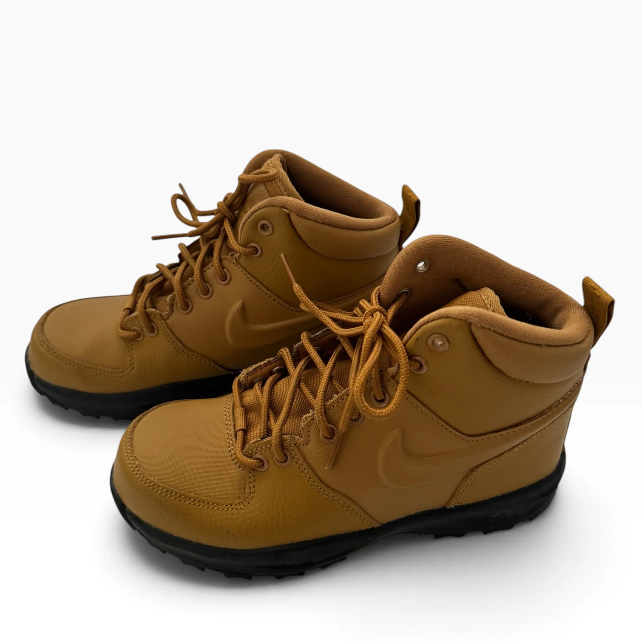 Kožené boty NIKE MANOA