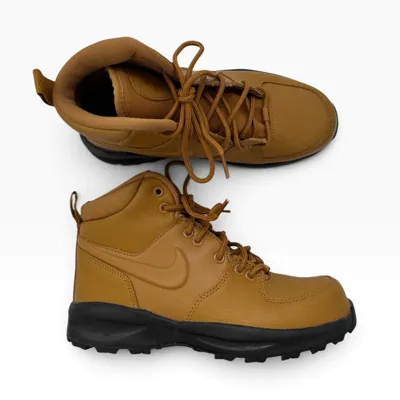 Kožené boty NIKE MANOA