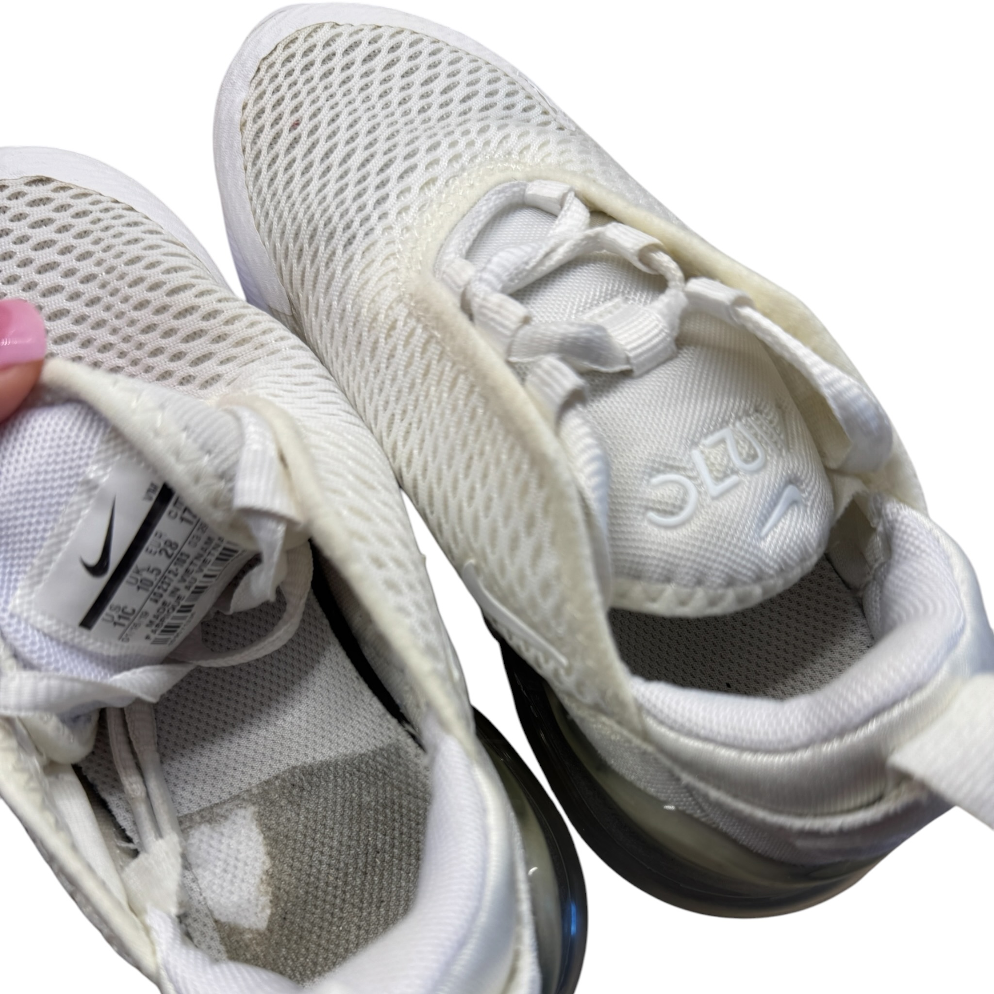 Bílé tenisky NIKE AIR MAX 270